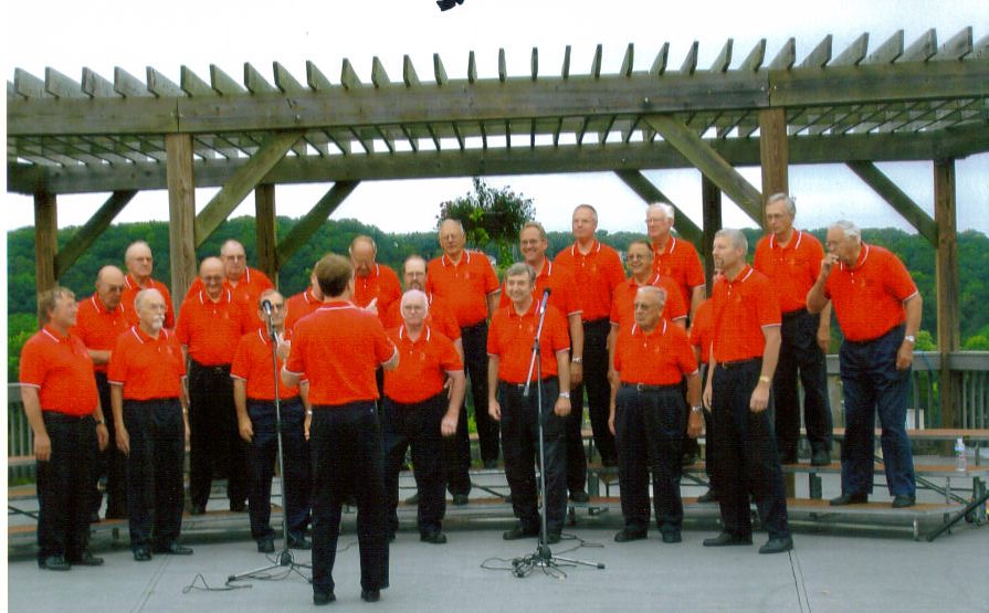 Indianhead Chorus on the Overlook, SCFalls WI